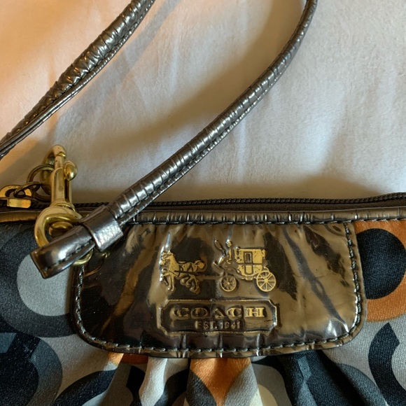 Coach Wristlet - Picture 3 of 3
